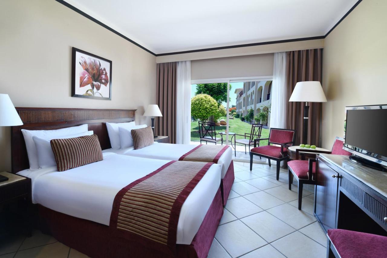 Jaz Mirabel Resort シャルム・エル・シェイク エクステリア 写真 A room at the Hilton Sharm El Sheikh