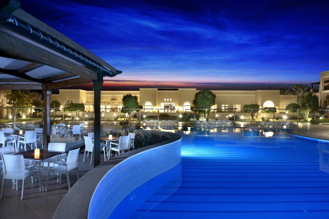 Jaz Mirabel Resort シャルム・エル・シェイク エクステリア 写真 The pool at the Westin